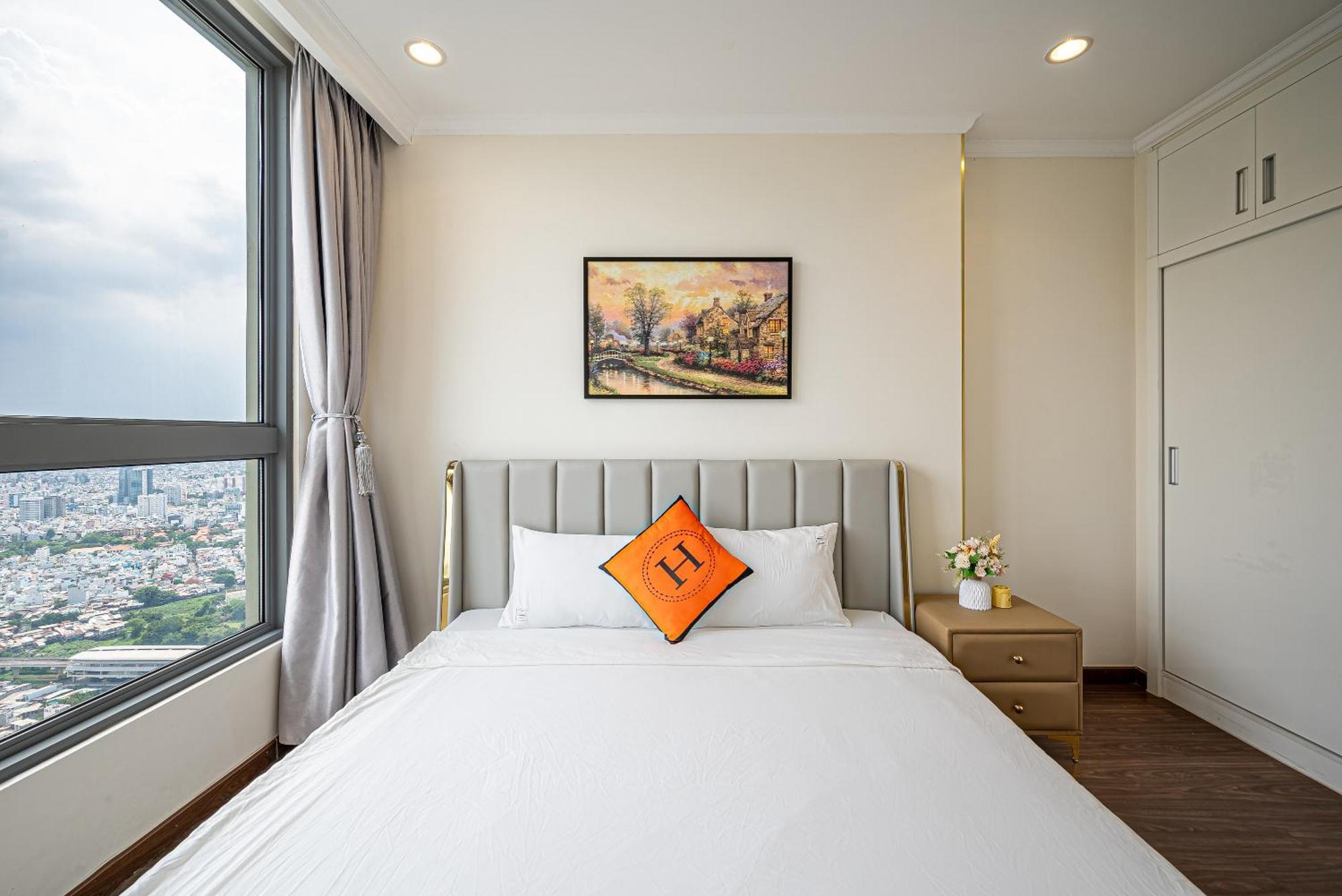 Landmark Sky Living Luxury-full Noi That TP. Hồ Chí Minh