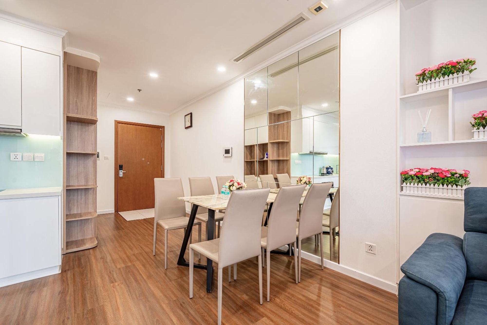 Căn hộ Landmark Sky Living Luxury-full Noi That *