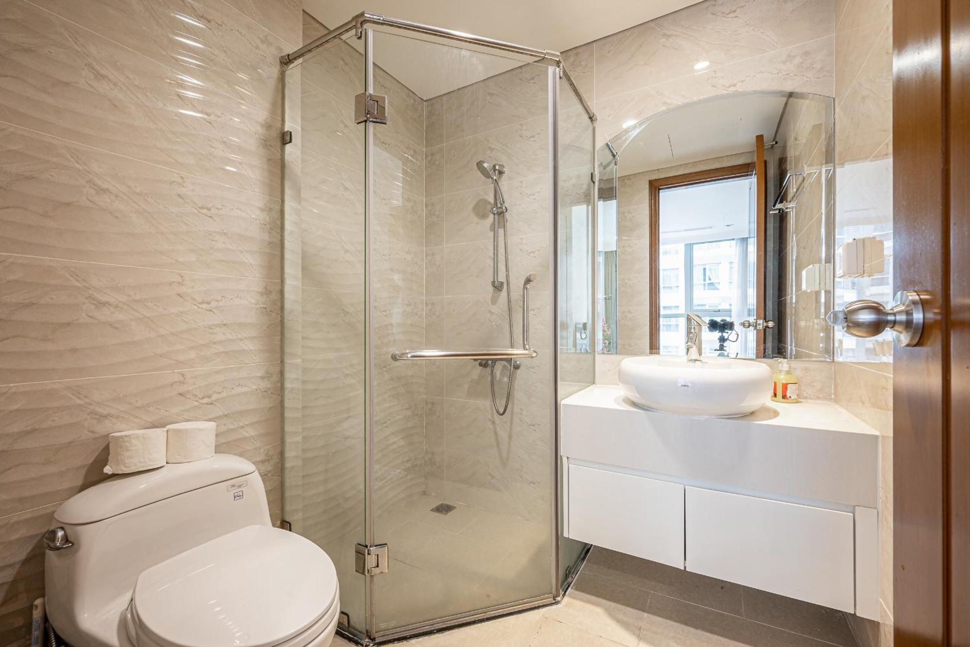 Căn hộ Landmark Sky Living Luxury-full Noi That