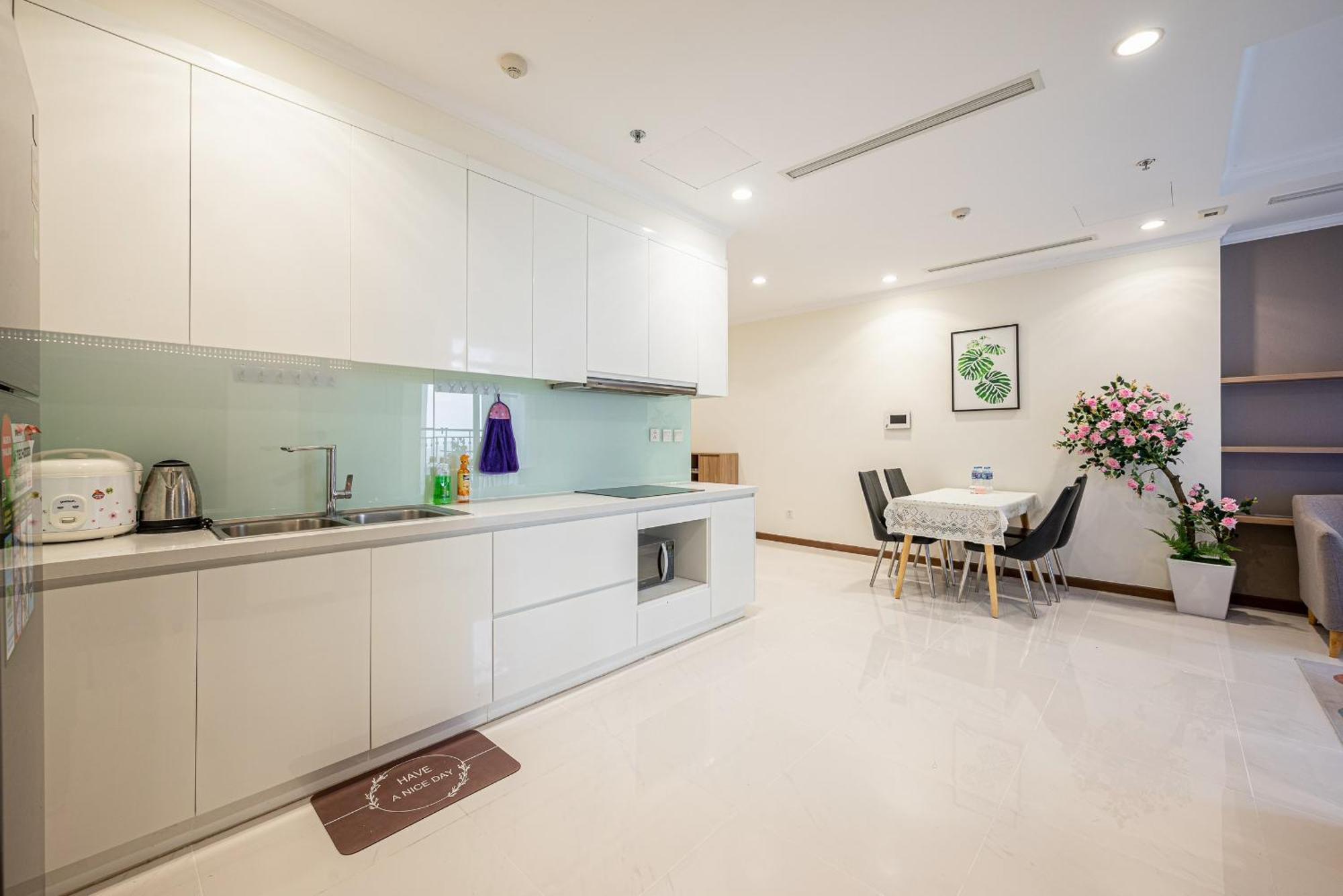 Căn hộ Landmark Sky Living Luxury-full Noi That *